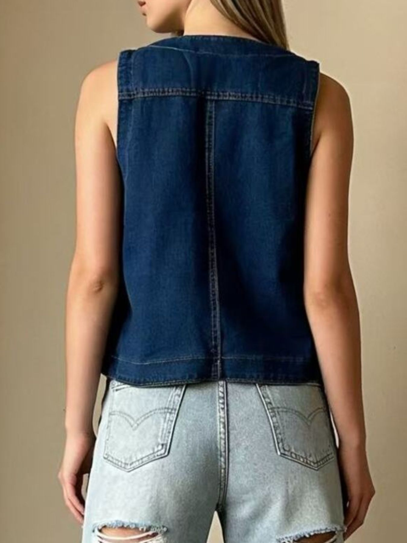 365c8555-d177-4cf8-aaf3-c617c7f6d913-Max