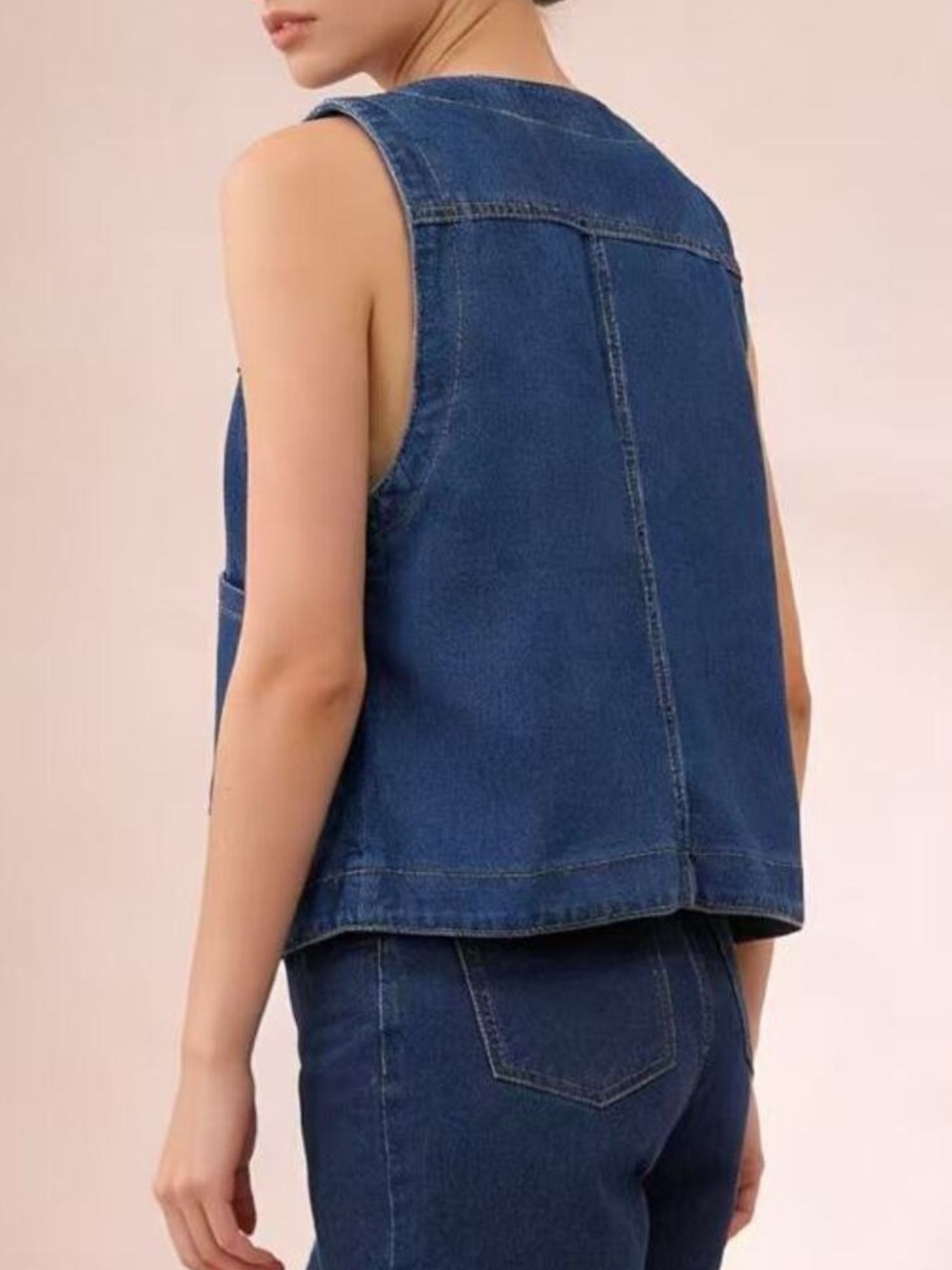 e241dd0e-8257-4978-90c1-ad98b9f899b4-Max