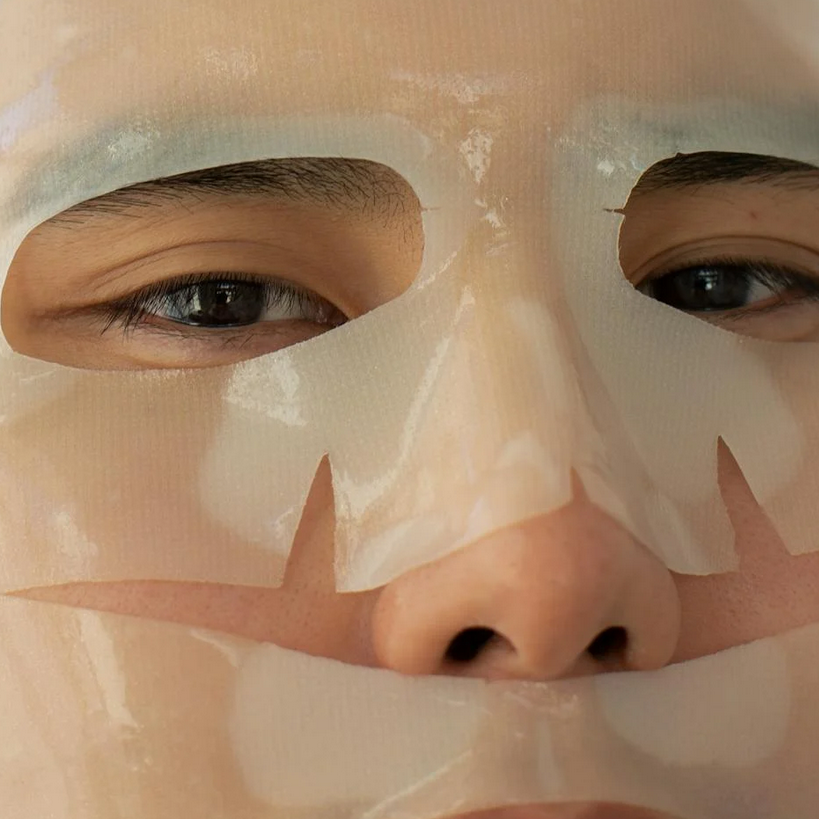 Men’s Grooming Secrets: Skincare, Hair, and Style Hacks for a Glow-Up