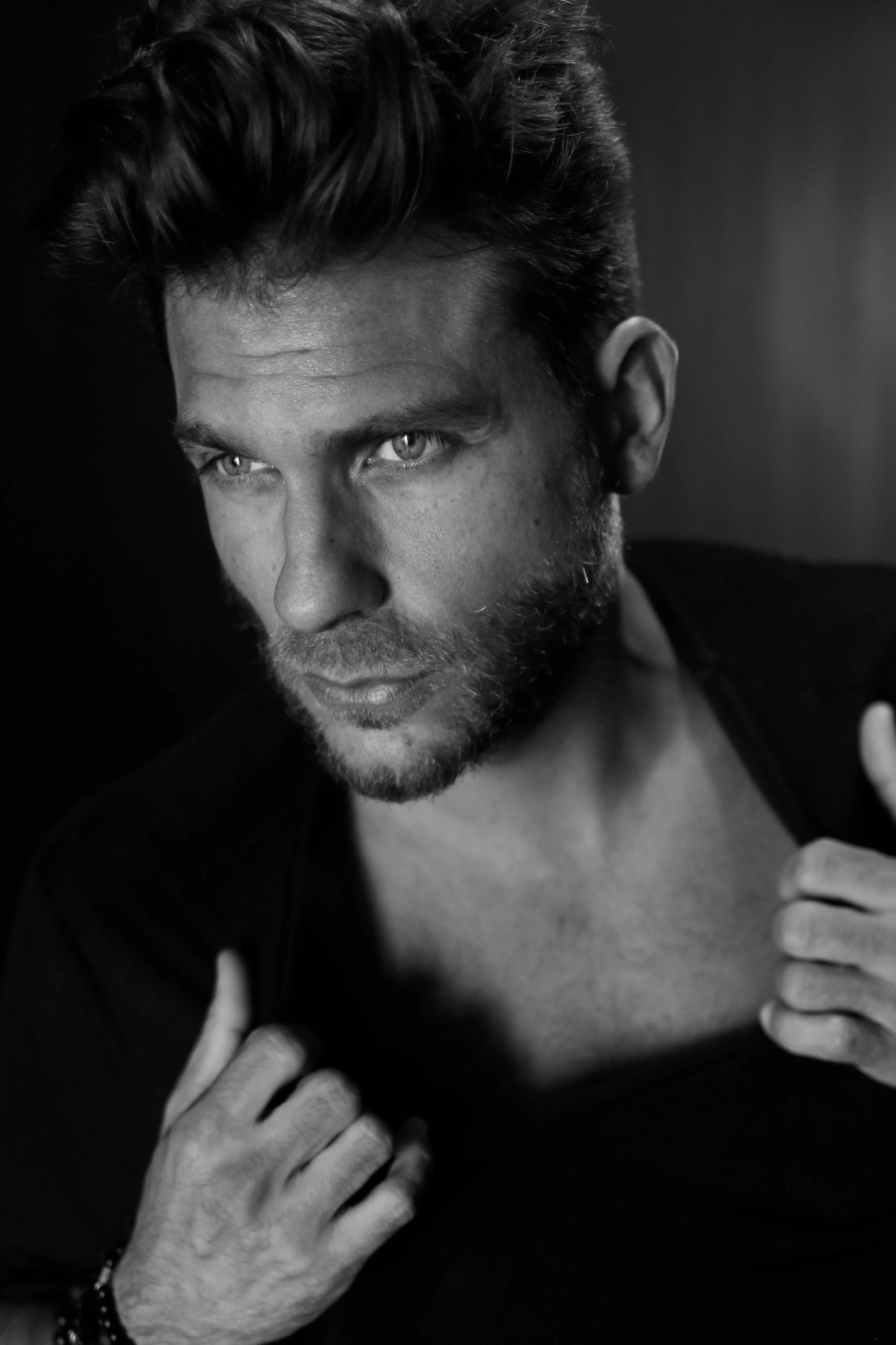 What is it like to be raised with old money? CERPELO