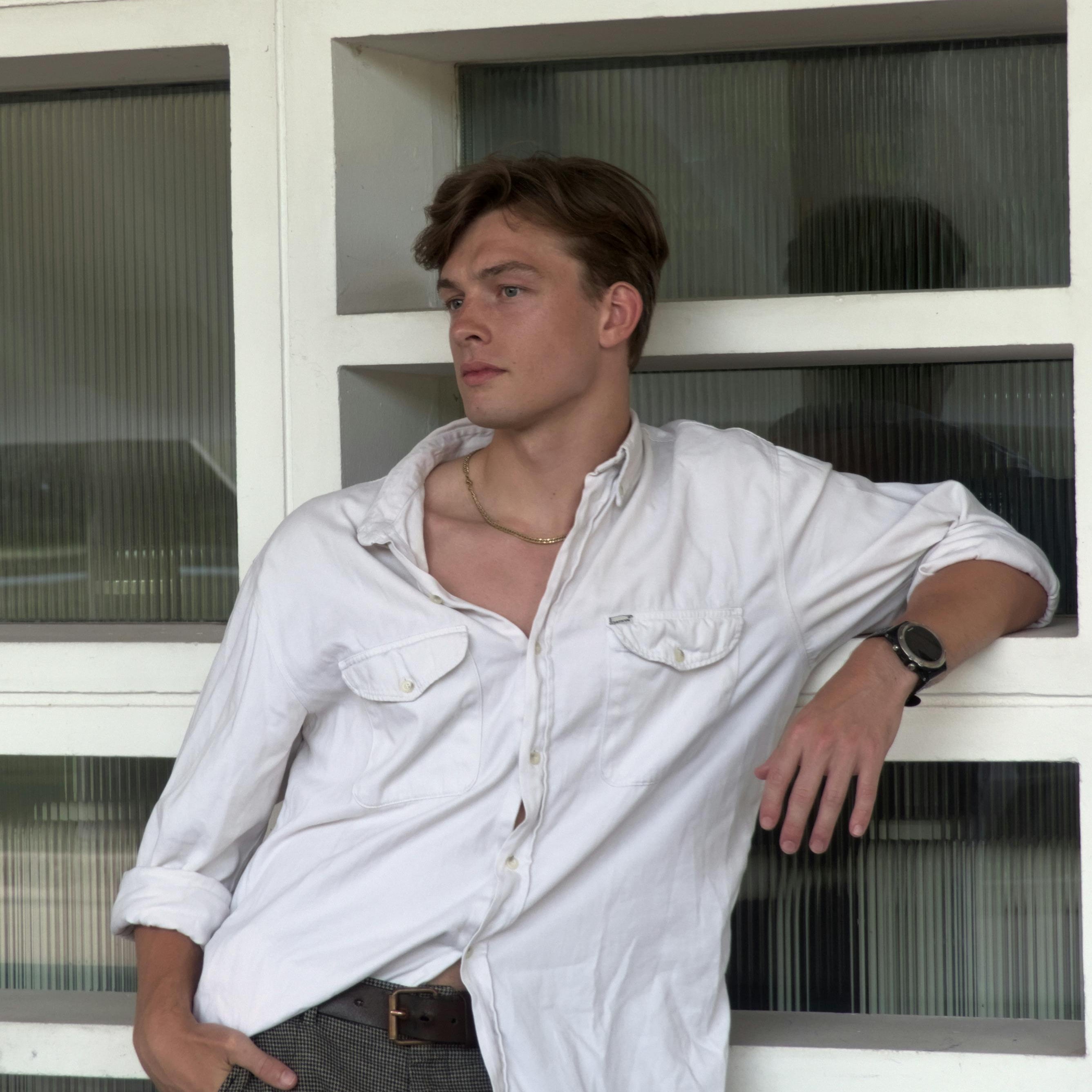 The Ultimate Guide to Old Money Style for Men: Timeless Fashion Tips