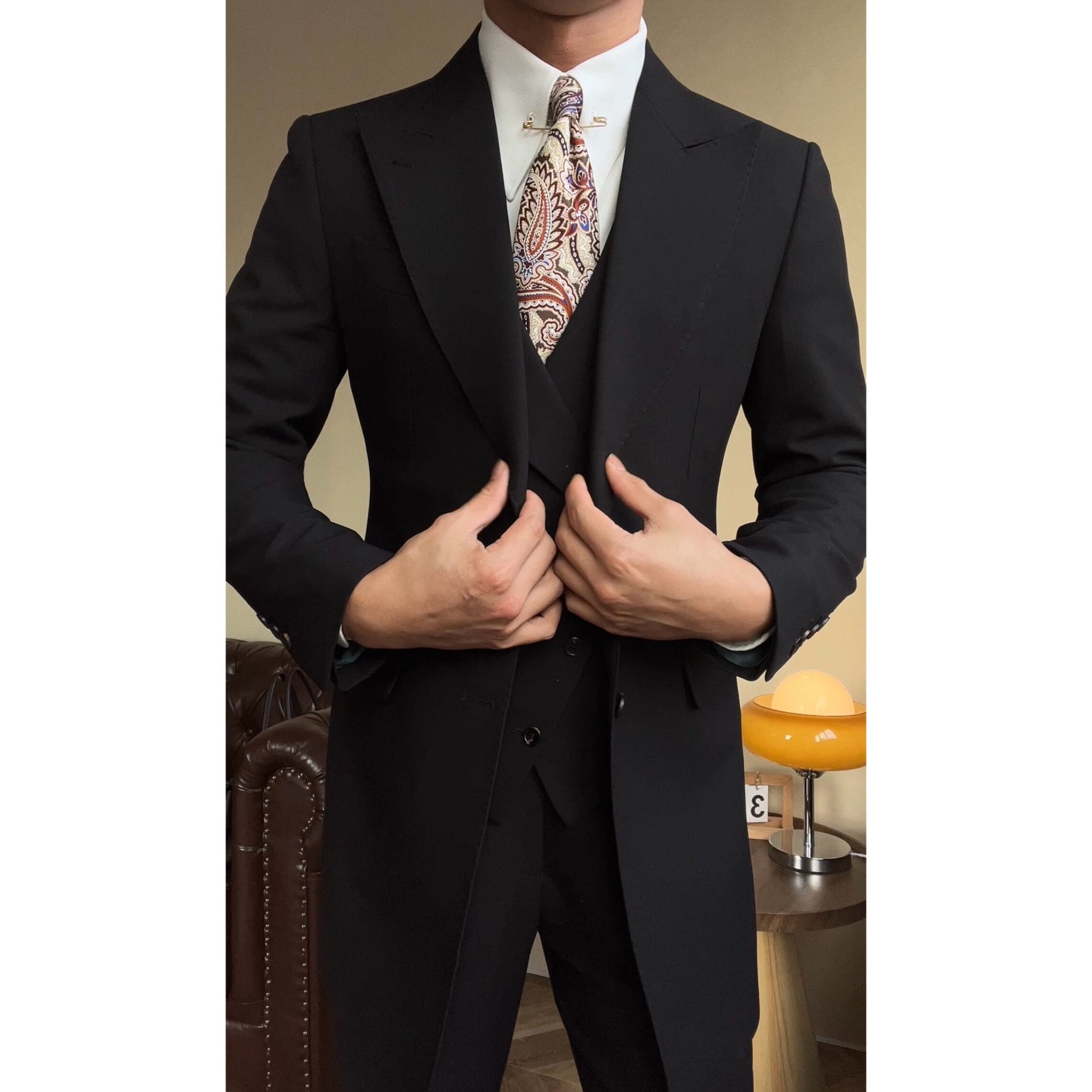 Image of Black Milano Suit - Over Jacket CERPELO
